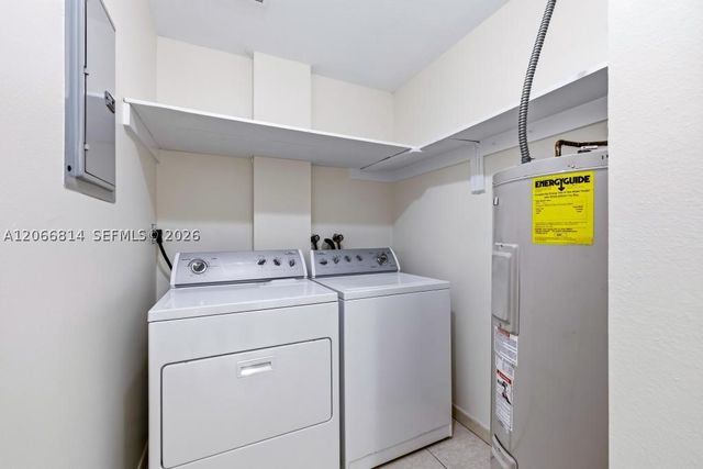 3072 NW 14th St REAR, Miami, FL 33125