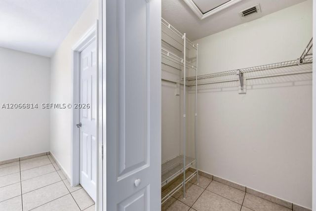 3072 NW 14th St REAR, Miami, FL 33125