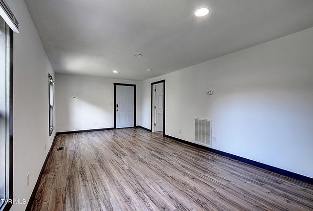 124 Fairridge Road, Johnson City, TN 37604