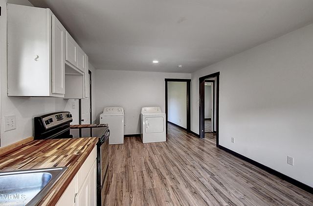 124 Fairridge Road, Johnson City, TN 37604