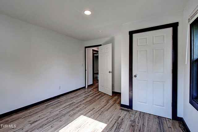 124 Fairridge Road, Johnson City, TN 37604