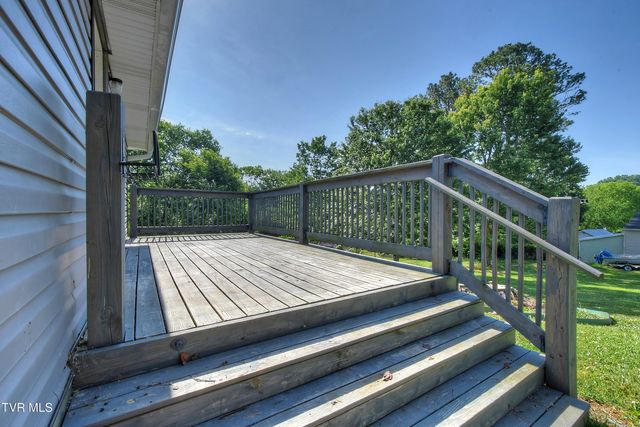 124 Fairridge Road, Johnson City, TN 37604