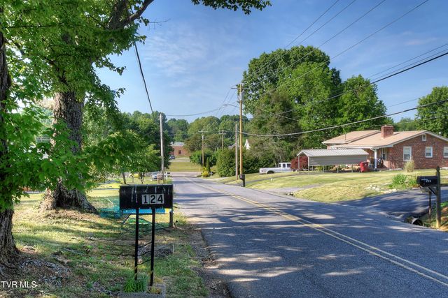 124 Fairridge Road, Johnson City, TN 37604
