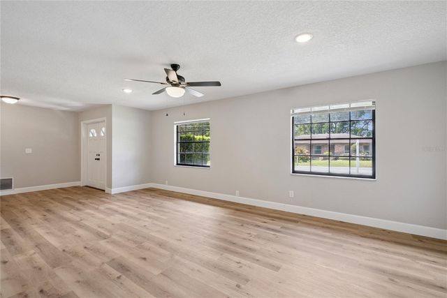 601 E CITRUS STREET, Altamonte Springs, FL 32701