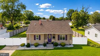 104 GARRETT RD, Newark, DE 19713