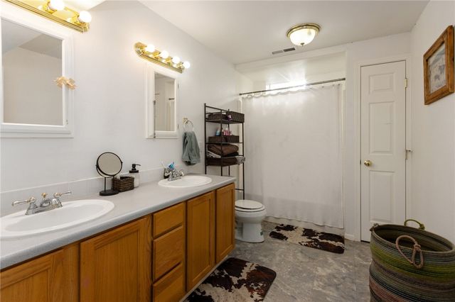 5570 Yellowstone TRAIL, Huntley, MT 59037