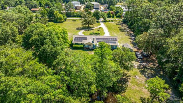 2789 Paz Pl, Pensacola, FL 32506