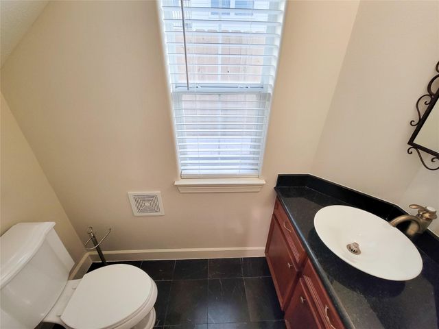 5514 Feagan Street, Houston, TX 77007