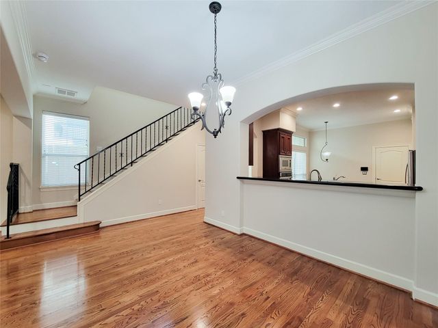 5514 Feagan Street, Houston, TX 77007