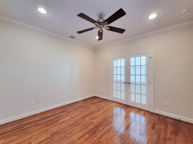 5514 Feagan Street, Houston, TX 77007