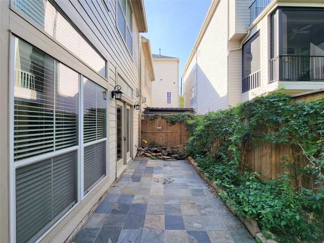 5514 Feagan Street, Houston, TX 77007