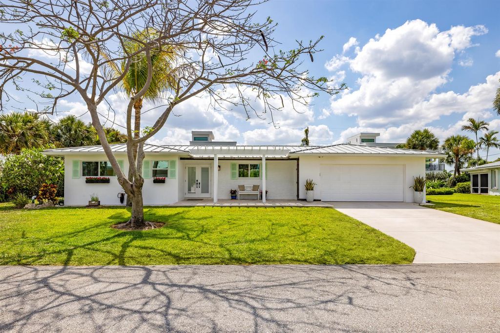461 Apollo Drive, Juno Beach, FL 33408