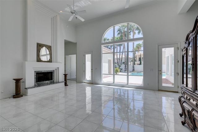 8033 Secret Harbor Court, Las Vegas, NV 89128