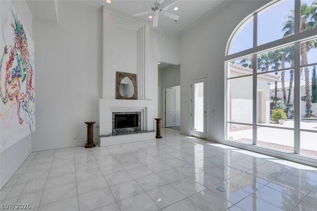 8033 Secret Harbor Court, Las Vegas, NV 89128