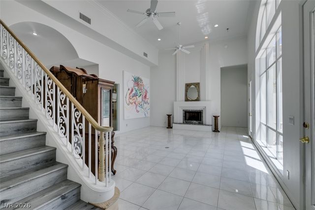 8033 Secret Harbor Court, Las Vegas, NV 89128