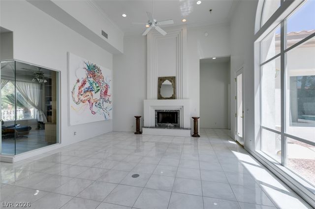 8033 Secret Harbor Court, Las Vegas, NV 89128