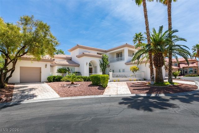 8033 Secret Harbor Court, Las Vegas, NV 89128
