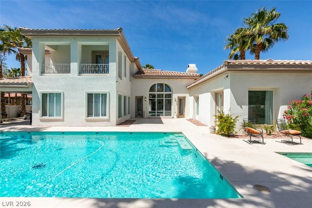 8033 Secret Harbor Court, Las Vegas, NV 89128