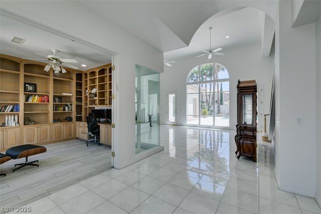 8033 Secret Harbor Court, Las Vegas, NV 89128