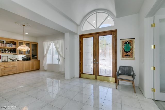 8033 Secret Harbor Court, Las Vegas, NV 89128