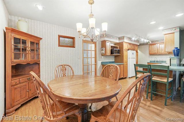 8887 Morrison Avenue, Plymouth, MI 48170