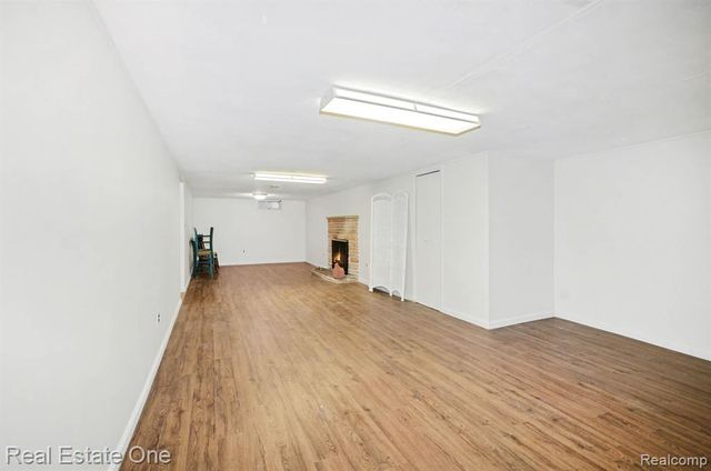 8887 Morrison Avenue, Plymouth, MI 48170