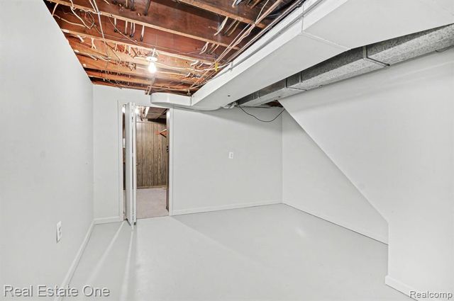 8887 Morrison Avenue, Plymouth, MI 48170