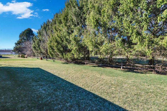 452 Saint James Gate, Newark, OH 43055