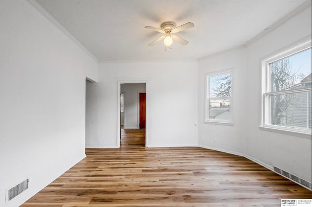 5409 S 22nd Street, Omaha, NE 68107