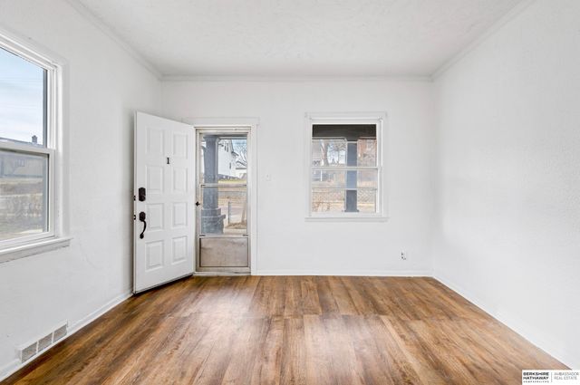 5409 S 22nd Street, Omaha, NE 68107