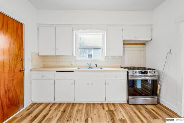 5409 S 22nd Street, Omaha, NE 68107