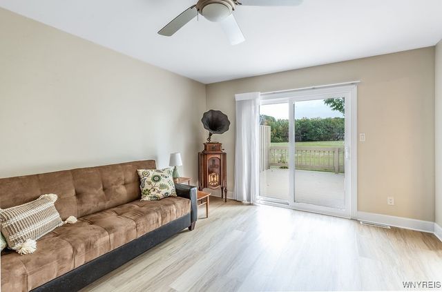 339 White Oak Lane, Grand Island, NY 14072