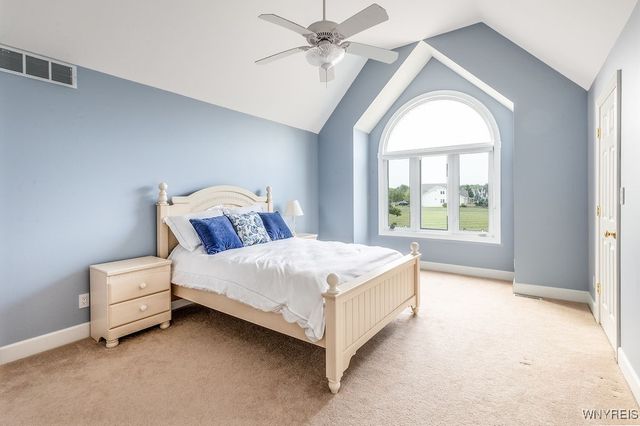 339 White Oak Lane, Grand Island, NY 14072