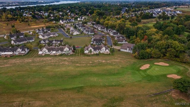 339 White Oak Lane, Grand Island, NY 14072