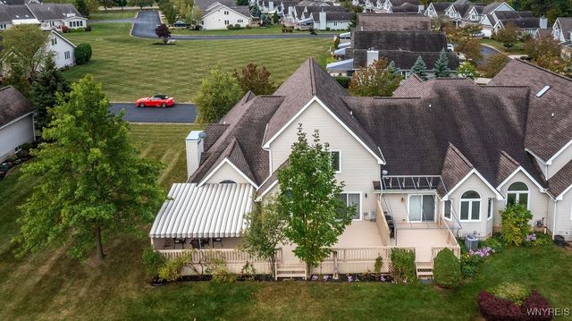 339 White Oak Lane, Grand Island, NY 14072