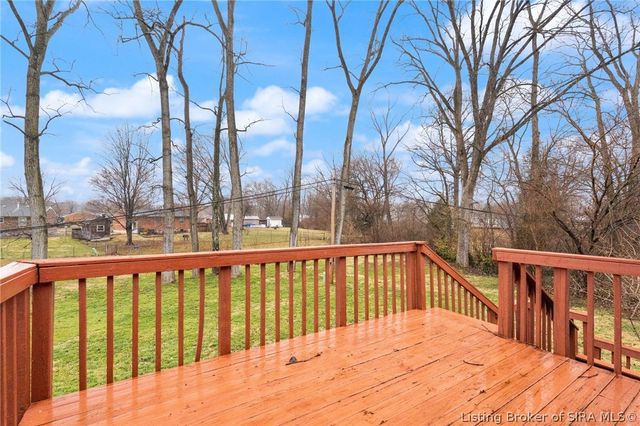 812 Congress Court, Jeffersonville, IN 47130