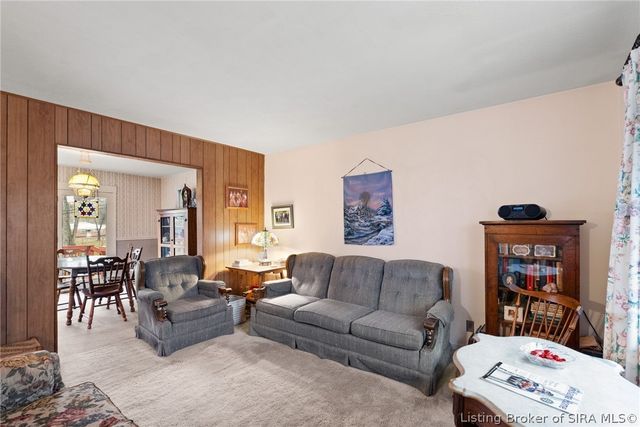 812 Congress Court, Jeffersonville, IN 47130