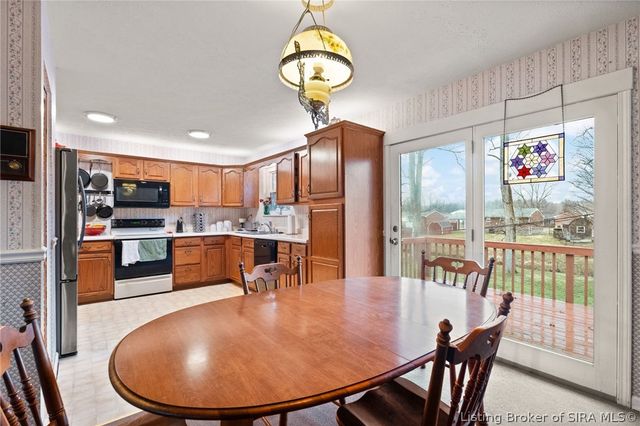 812 Congress Court, Jeffersonville, IN 47130