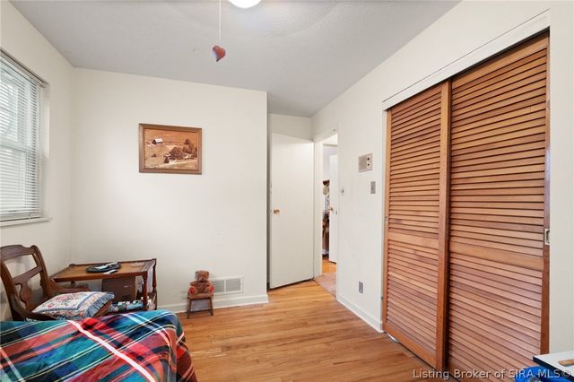 812 Congress Court, Jeffersonville, IN 47130