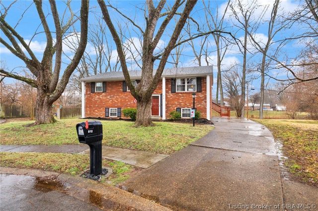 812 Congress Court, Jeffersonville, IN 47130