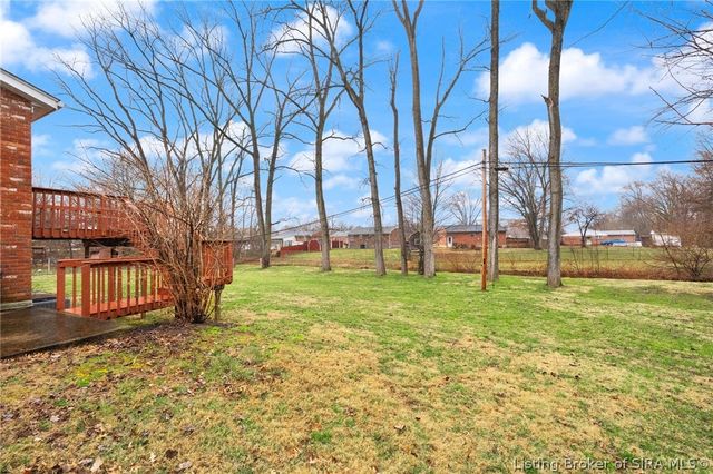 812 Congress Court, Jeffersonville, IN 47130