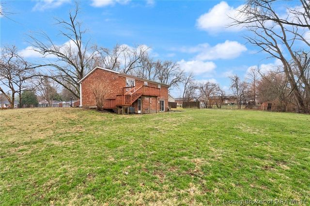 812 Congress Court, Jeffersonville, IN 47130