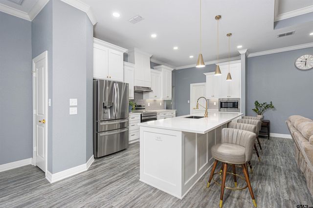 1603 Elk River Rd, Tyler, TX 75703
