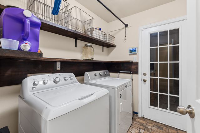 5115 Creek Crossing Drive, Greenville, TX 75402