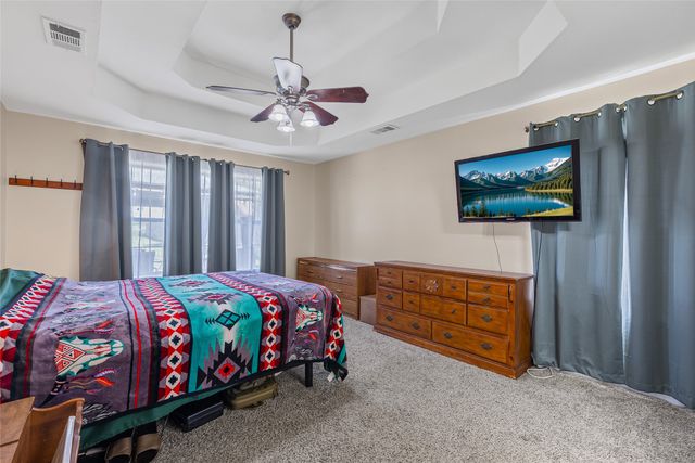 5115 Creek Crossing Drive, Greenville, TX 75402