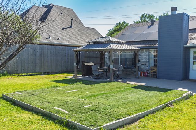 5115 Creek Crossing Drive, Greenville, TX 75402