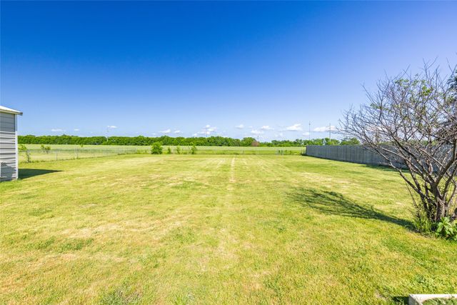 5115 Creek Crossing Drive, Greenville, TX 75402
