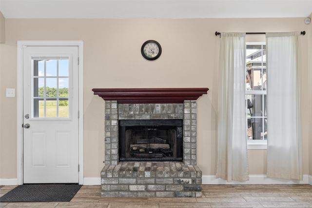 5115 Creek Crossing Drive, Greenville, TX 75402