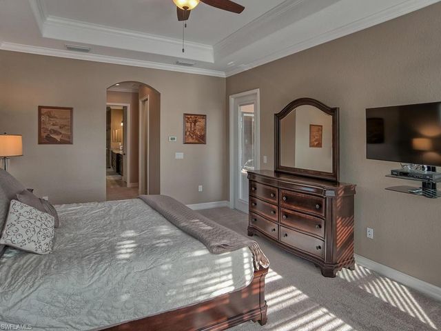 9634 Firenze CIR, Naples, FL 34113