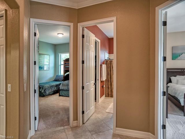 9634 Firenze CIR, Naples, FL 34113